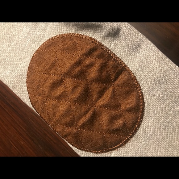 Brand new sweater! - Picture 5 of 6